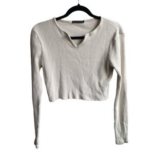 Brandy Melville Crop Cutoff Top (One Size)